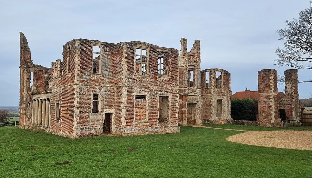 Houghton House, Ampthill