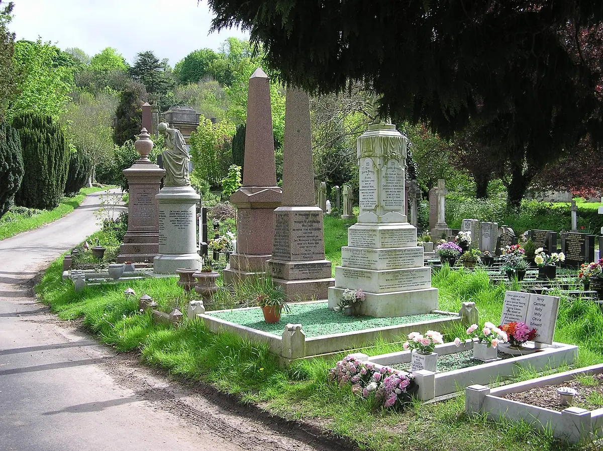 Arnos Vale Cemetery, Brislington