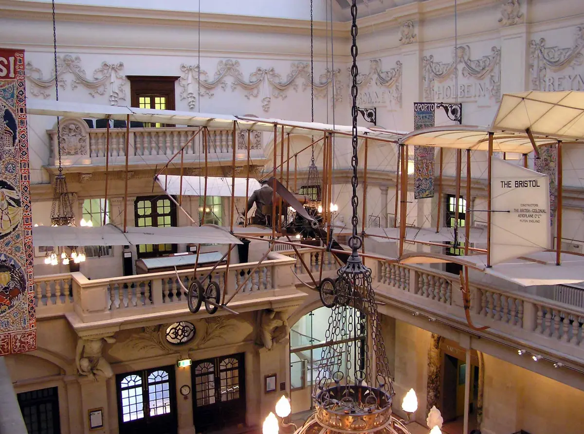 Bristol Museum and Art Gallery, Bristol