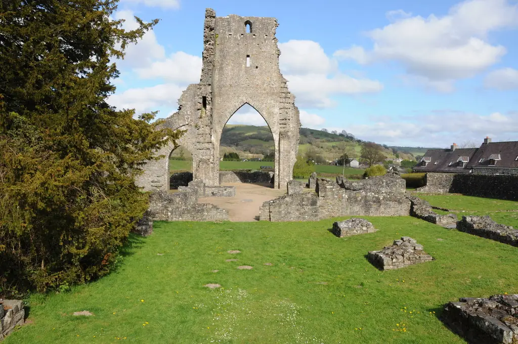 Talley Abbey, Talley
