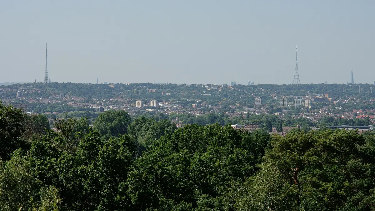 Addington Hills, Shirley