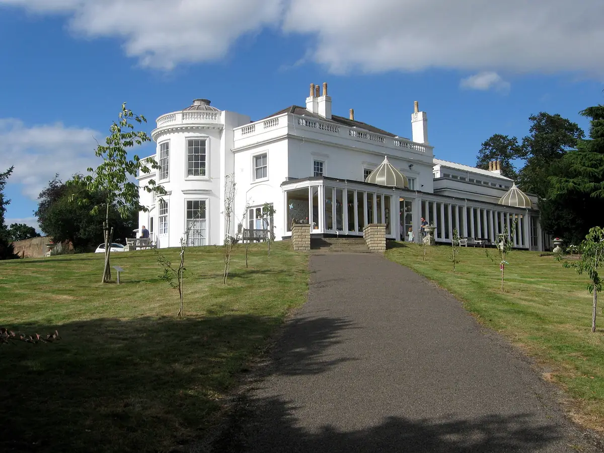 Norwood Grove, Norbury