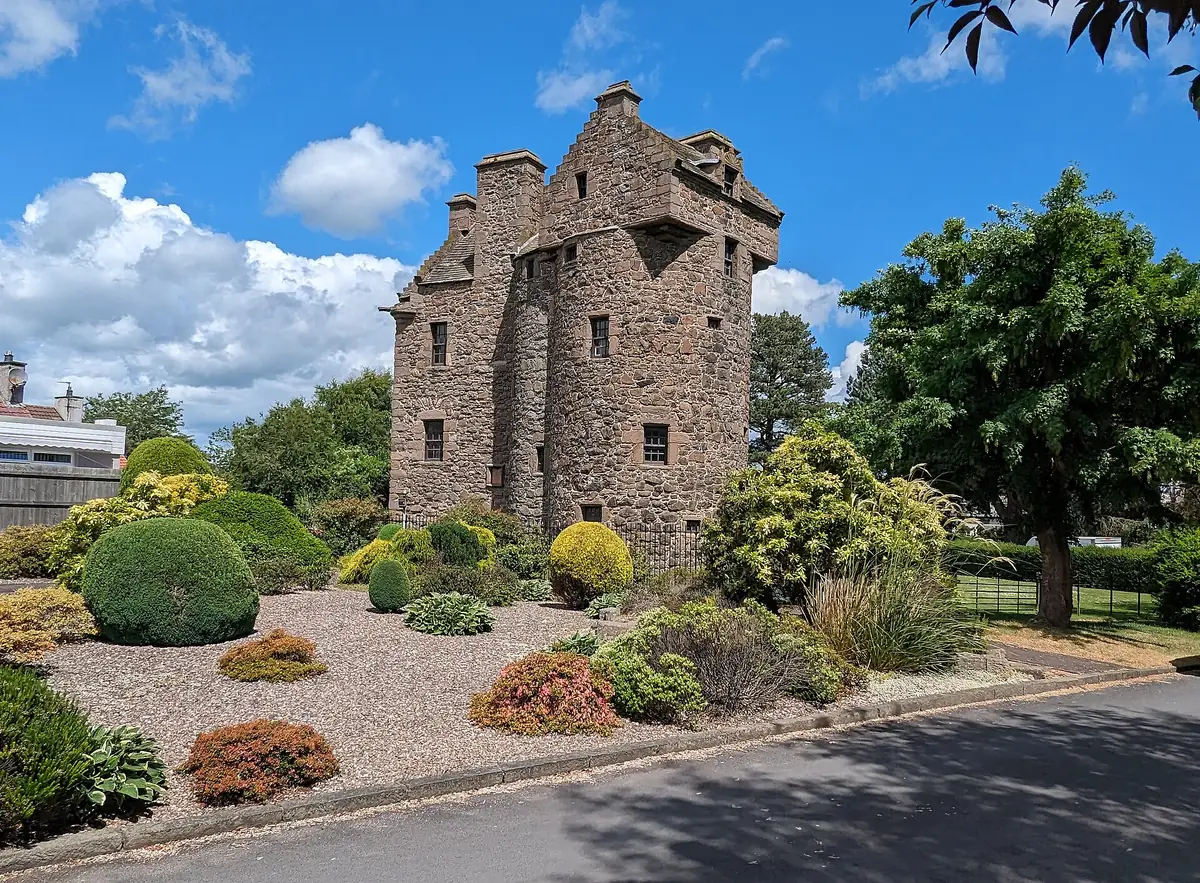 Claypotts Castle, Broughty Ferry