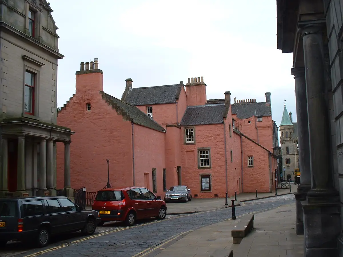 Dunfermline Carnegie Library & Galleries, Dunfermline
