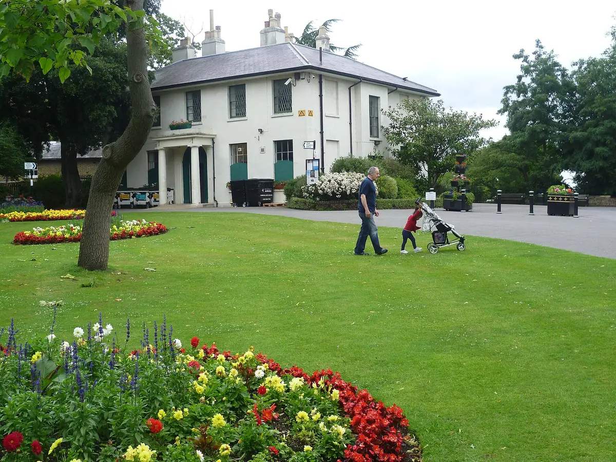 Springfield Park, Upper Clapton