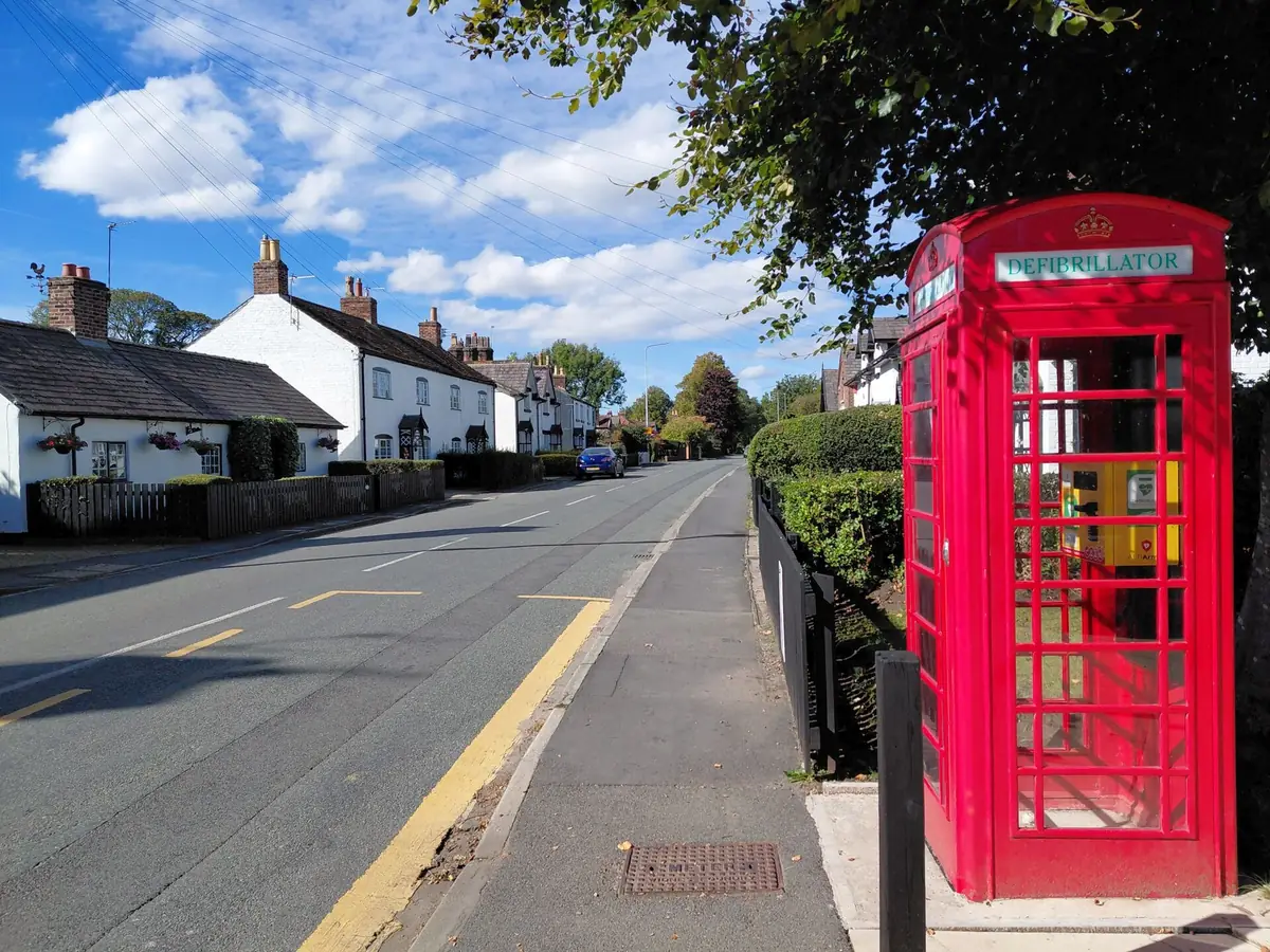Hale village, Hale
