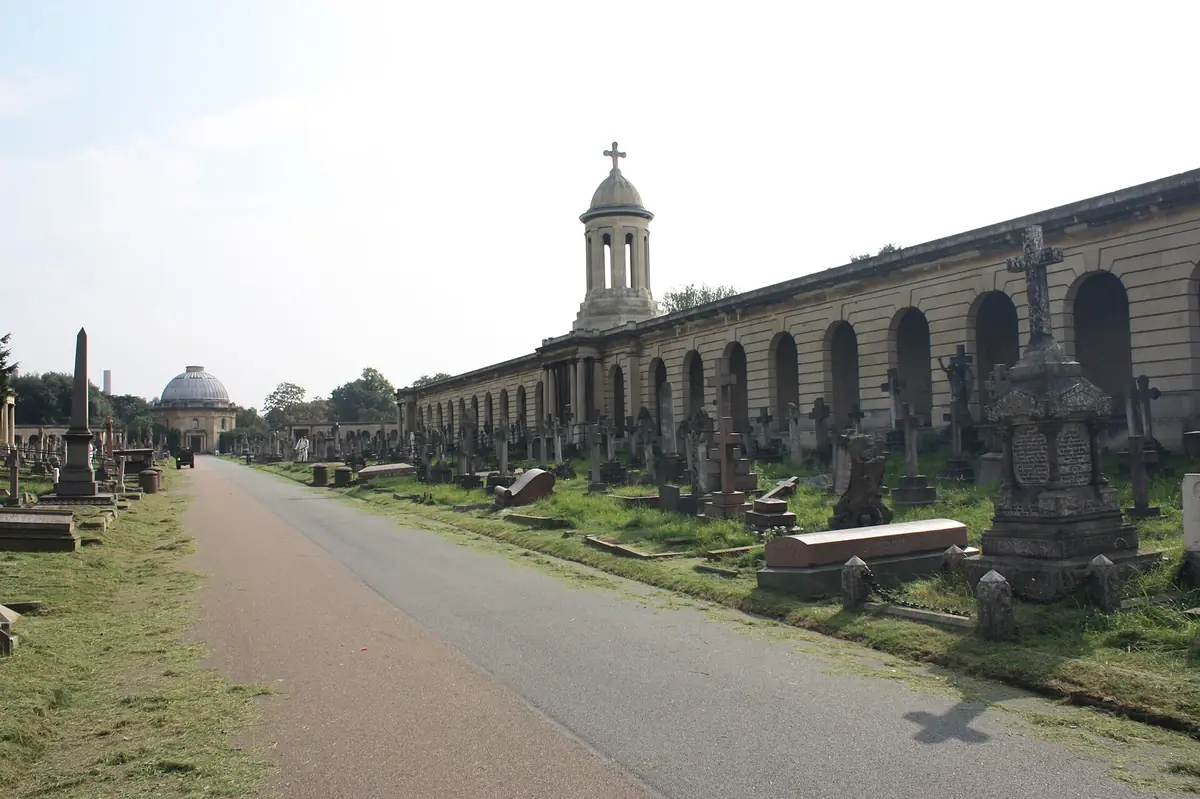 Brompton Cemetery, Earls Court