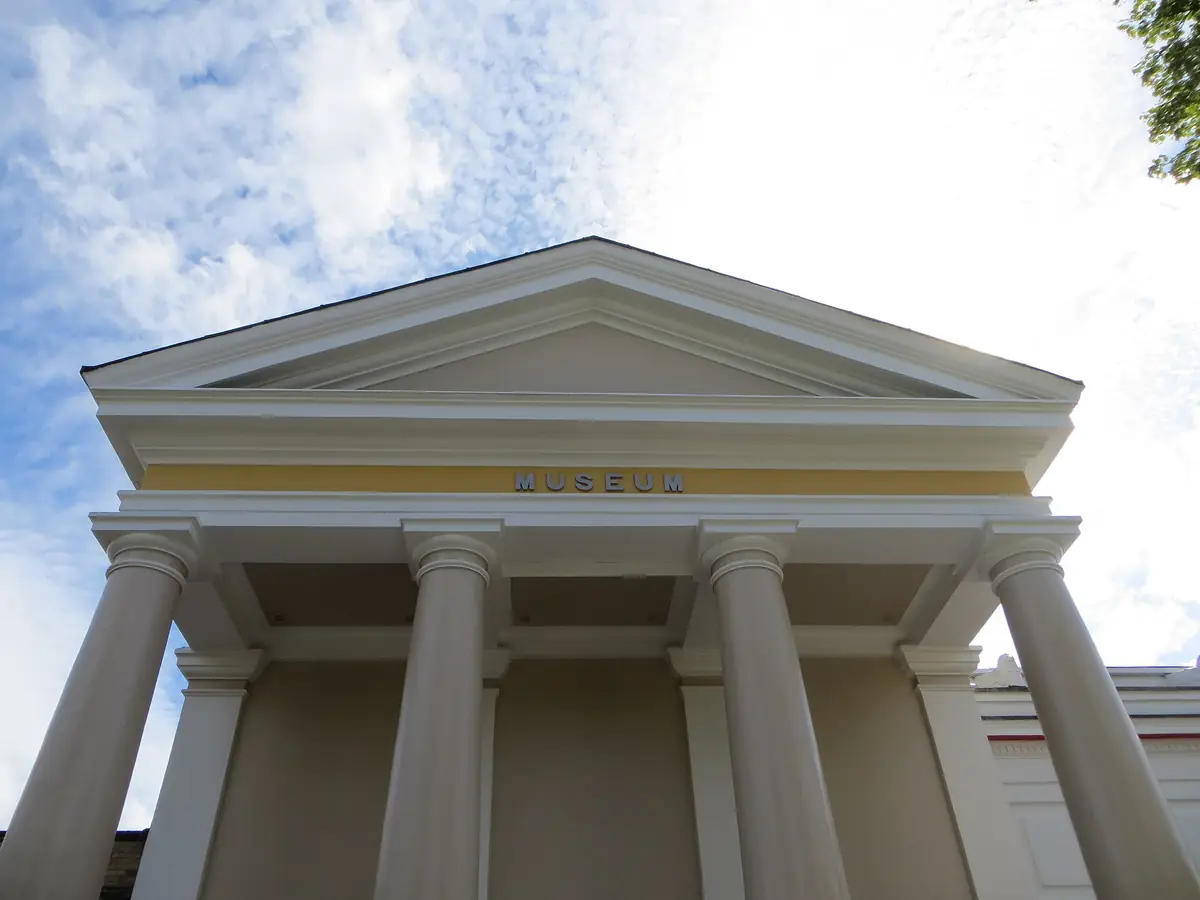 Leicester Museum and Art Gallery, New Walk