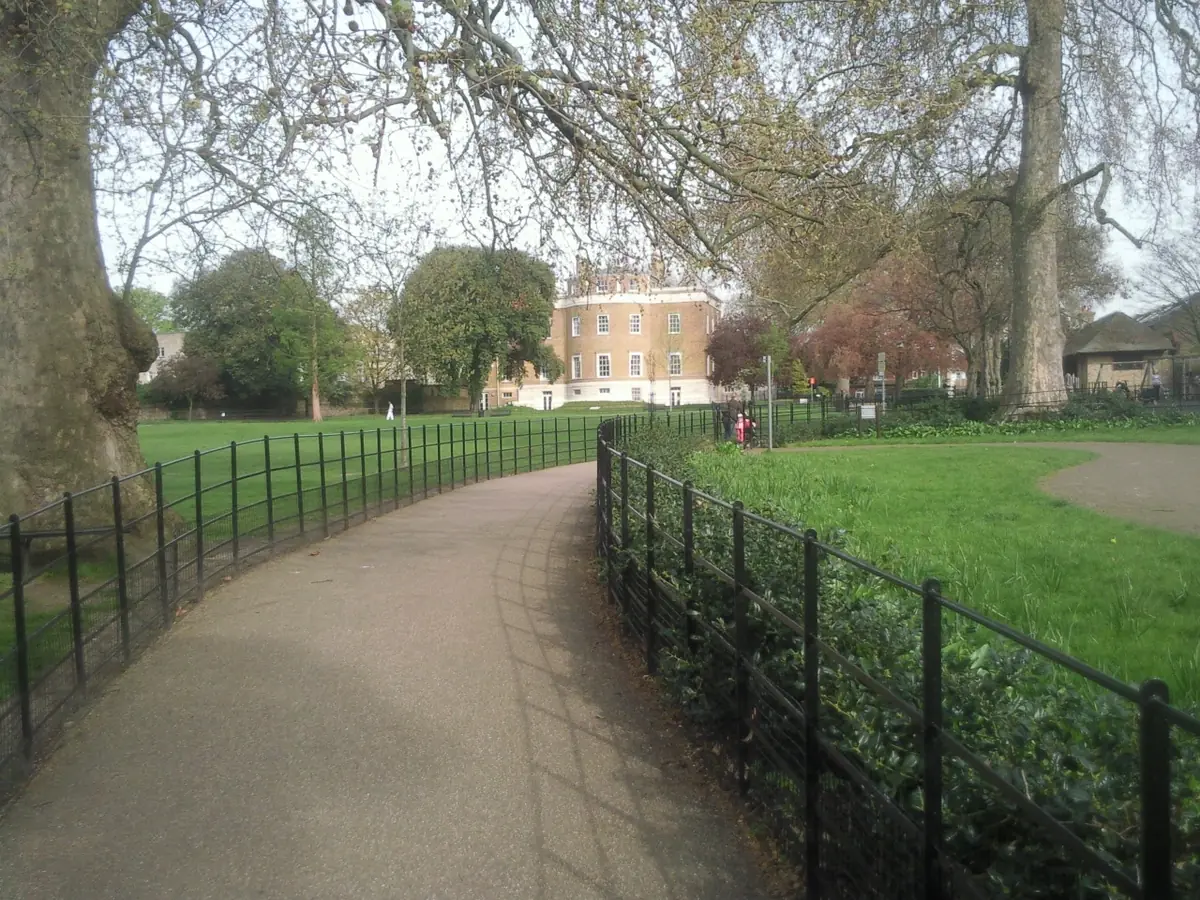 Manor House Gardens, Lee