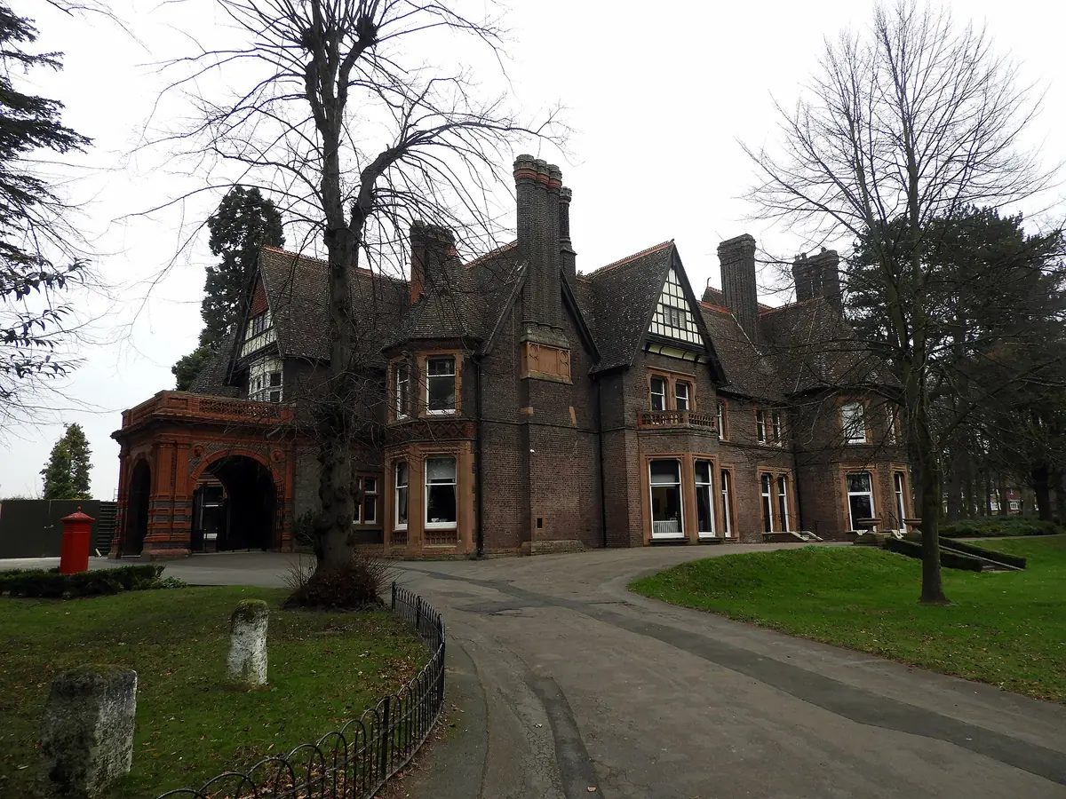 Wardown House, Museum and Gallery, Luton