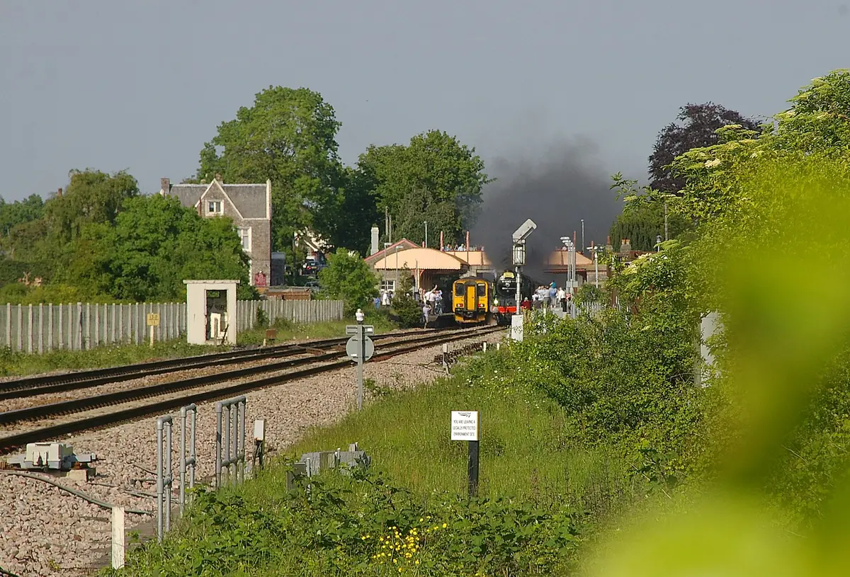 The Strawberry Line, Yatton