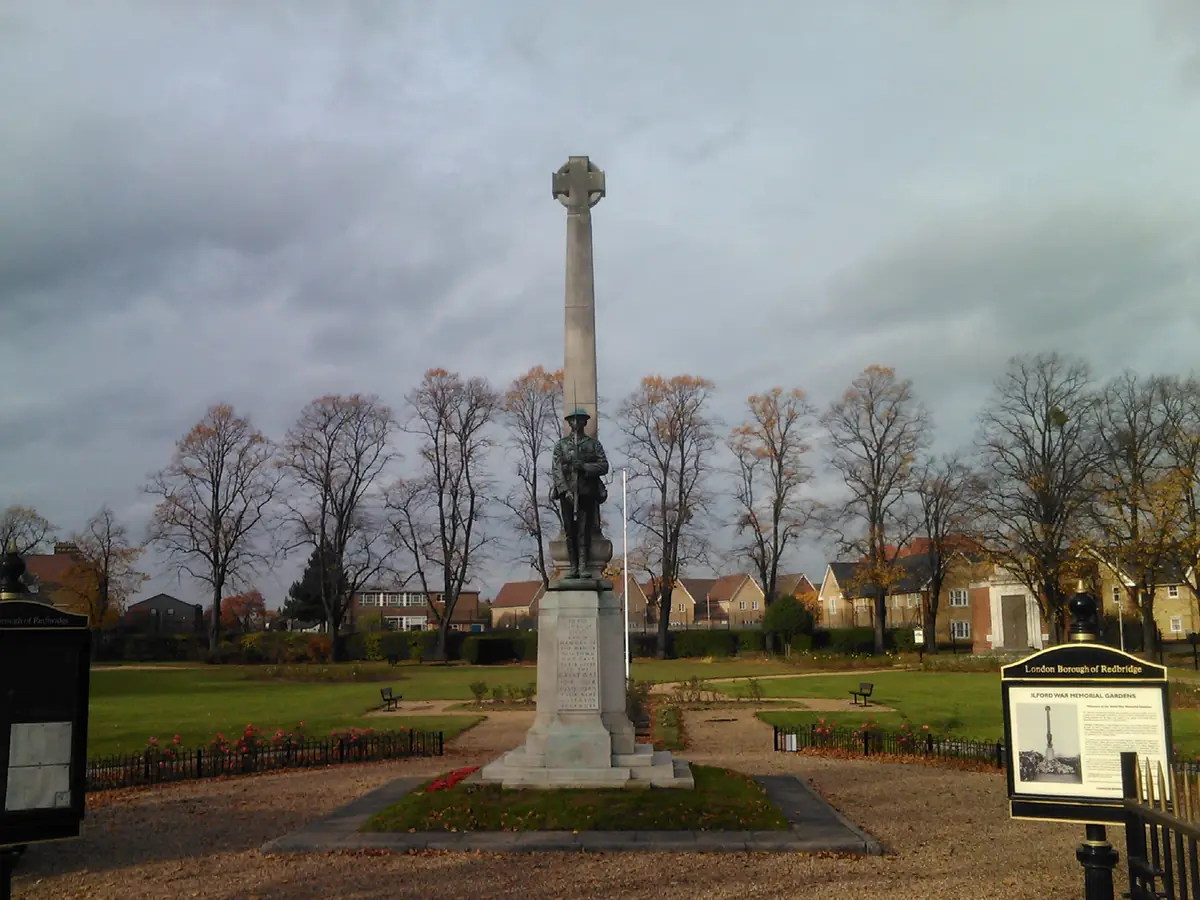 Ilford War Memorial Gardens, Ilford