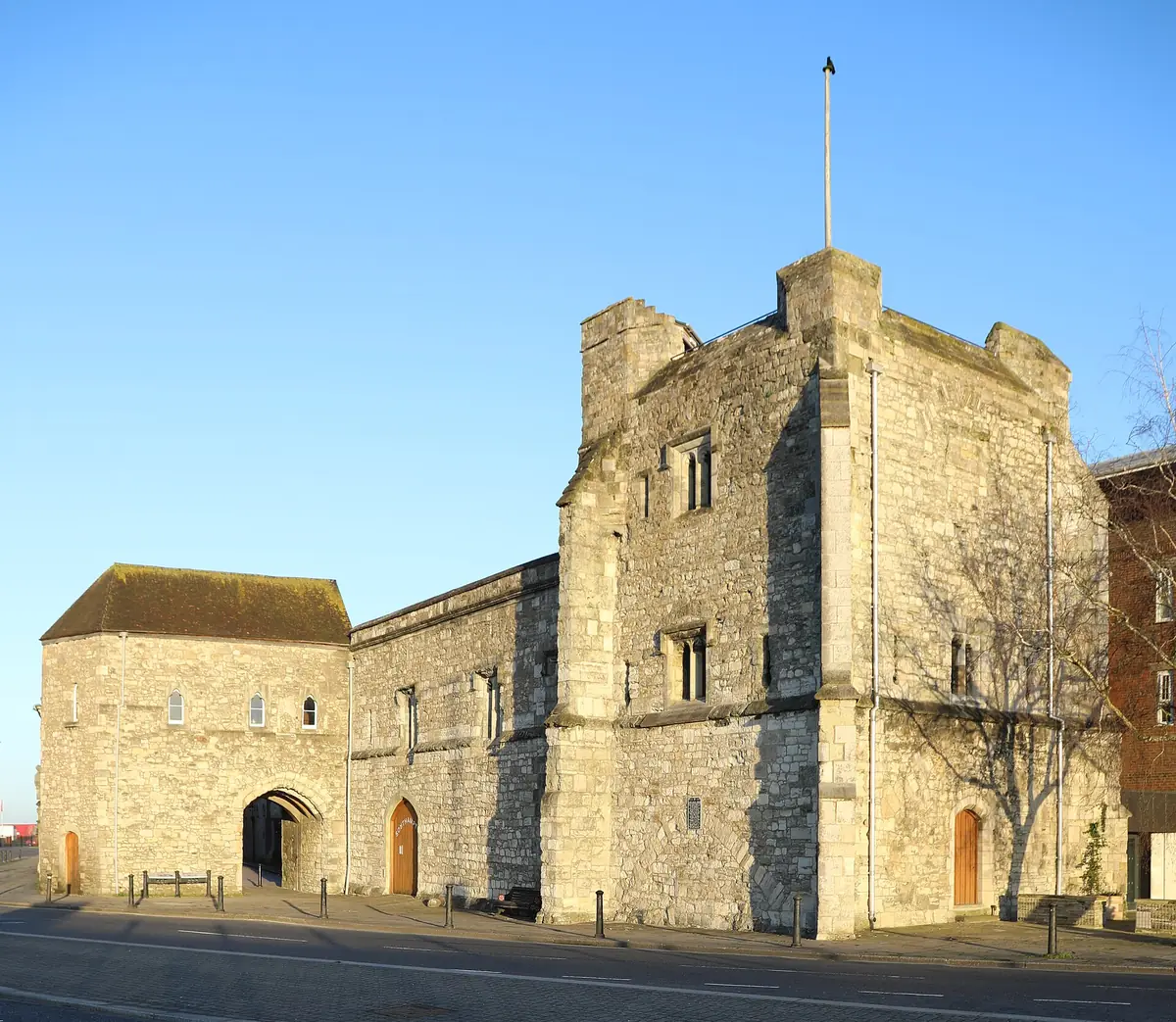 God's House Tower, Old Town