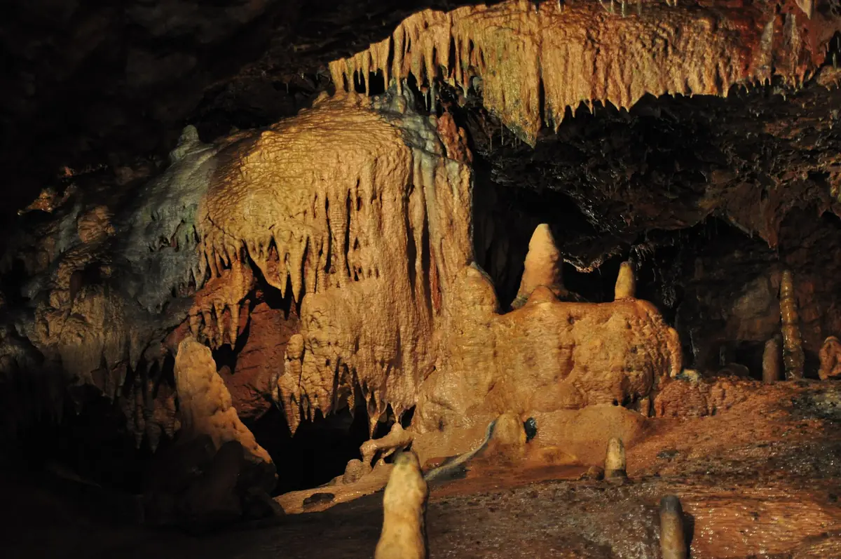 Kents Cavern, Torquay