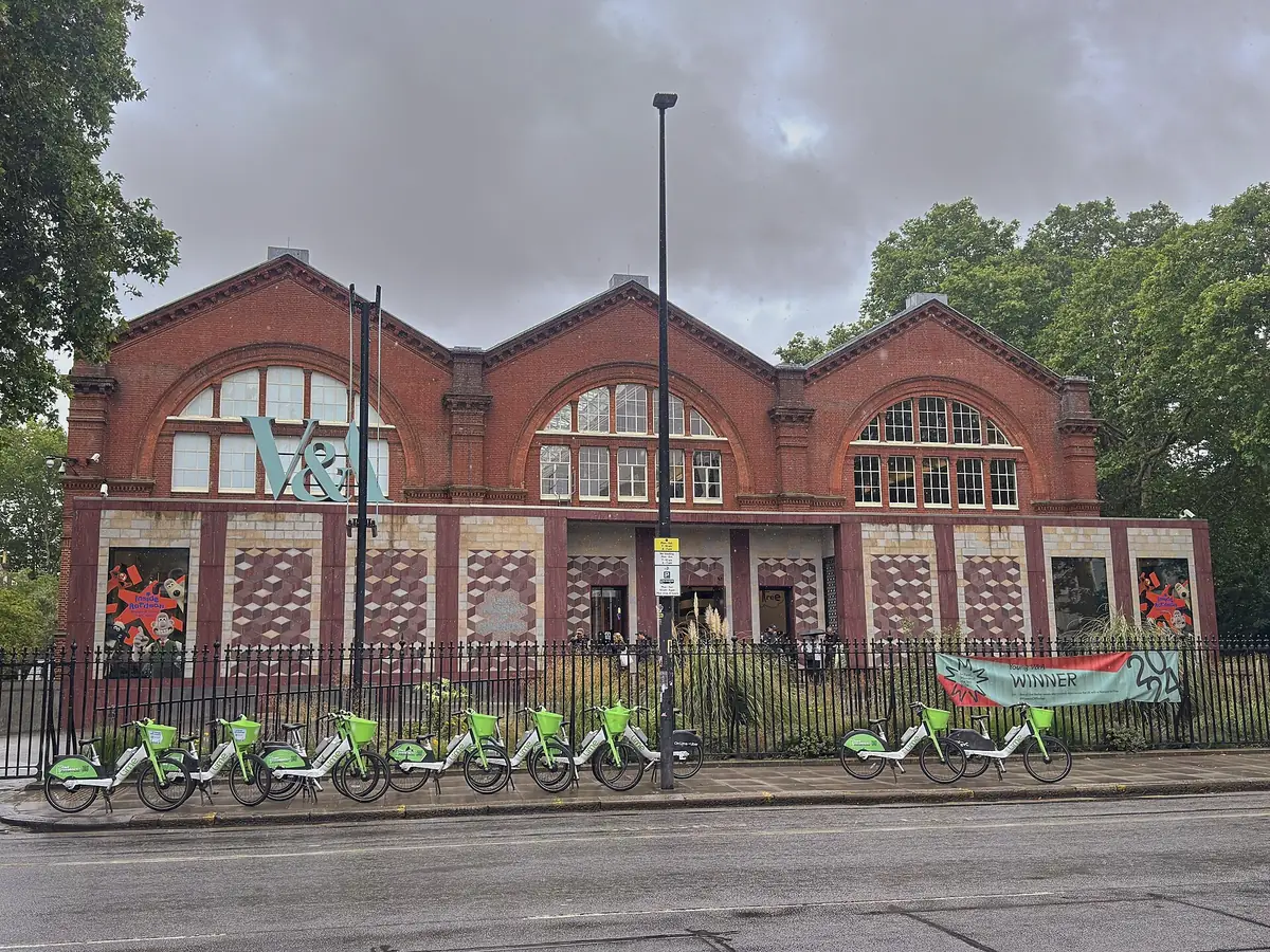 Young V&A, Bethnal Green