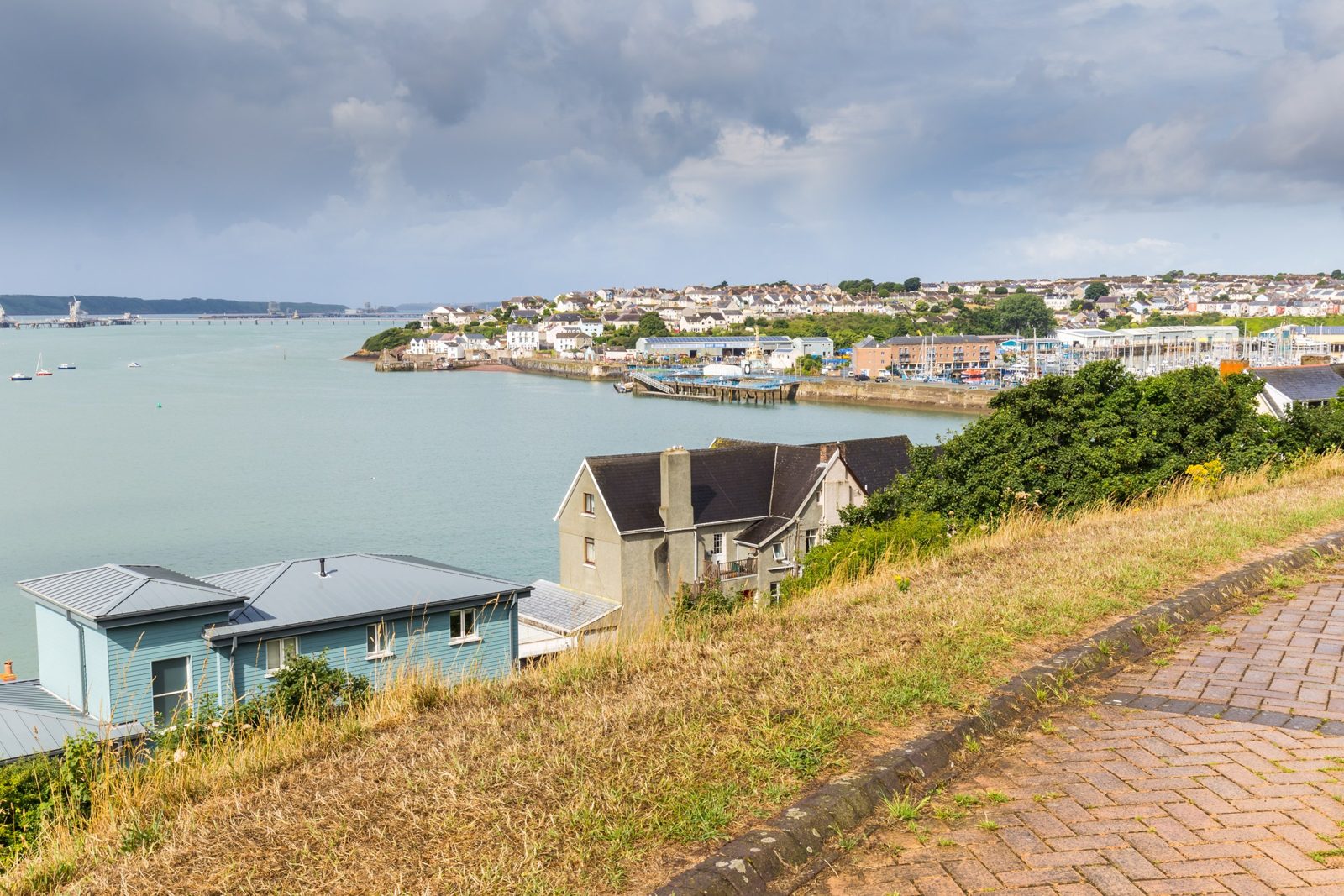 Milford Haven, Neyland