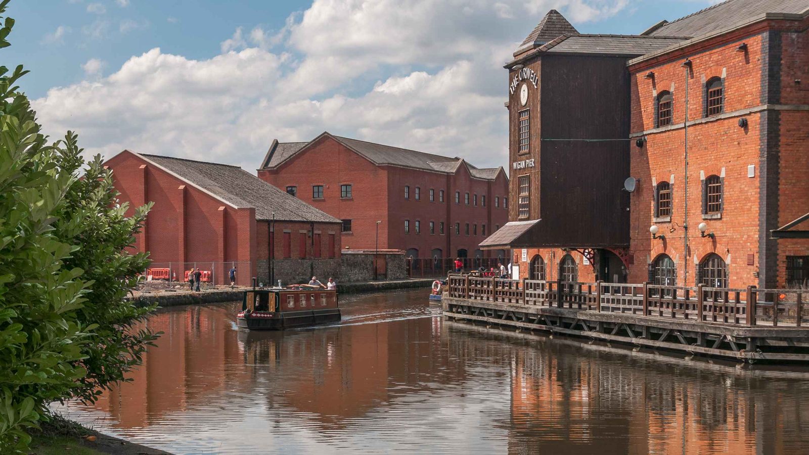 Wigan, Newburgh