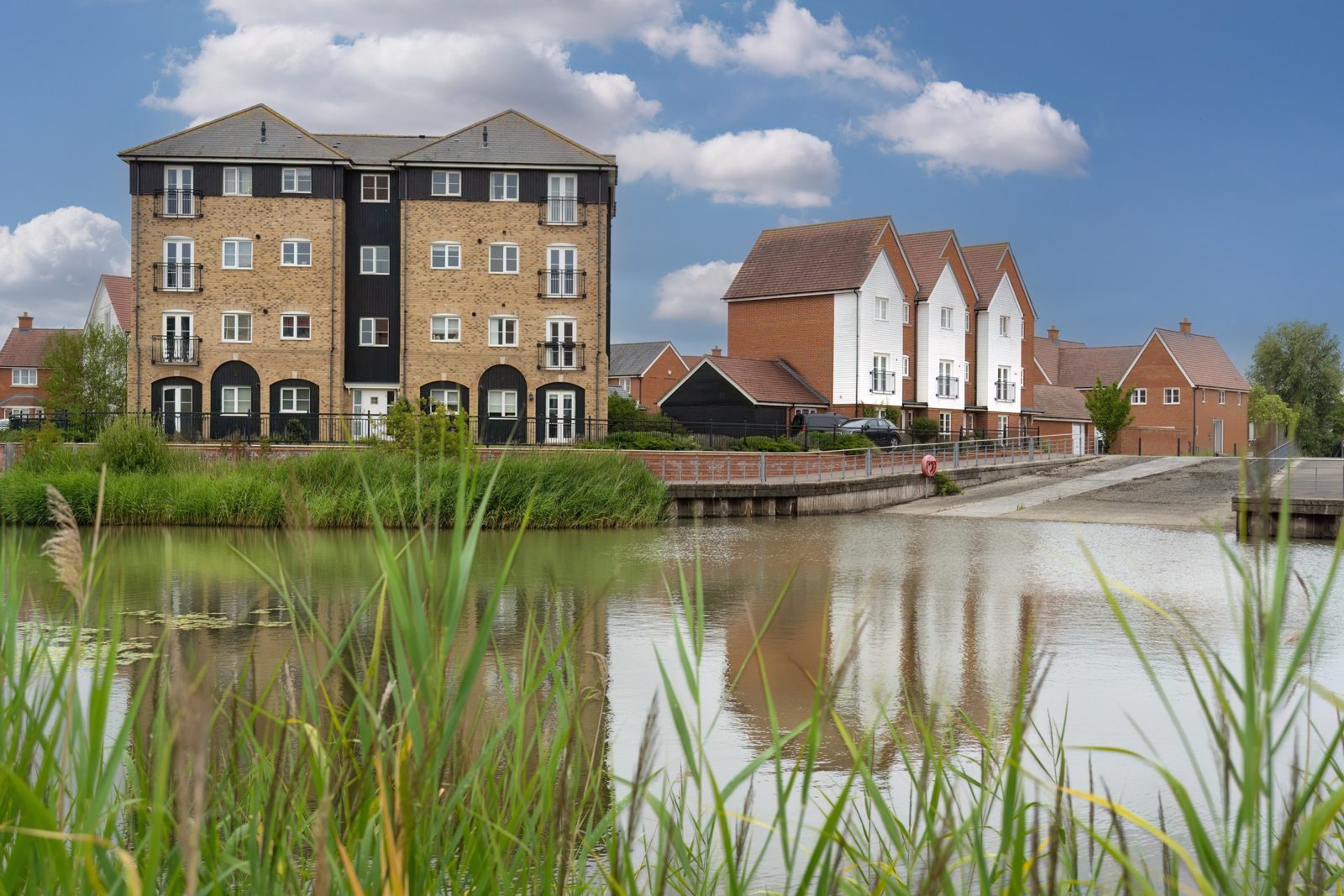 Wixams, Ampthill