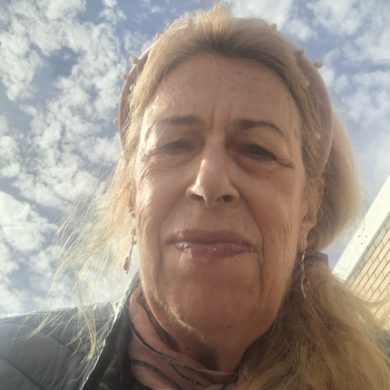 Photo of carer Elka T.