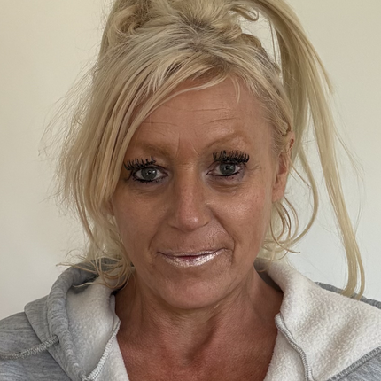 Vivienne K, carer