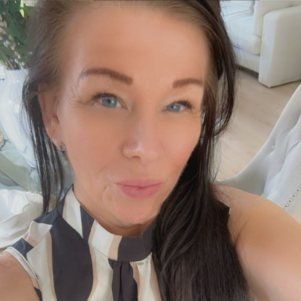 Photo of carer Sharon H.