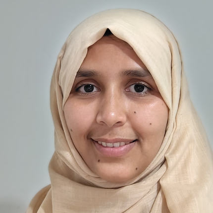 Esrat J, carer