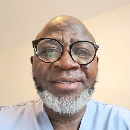 Photo of carer Akeem Y.