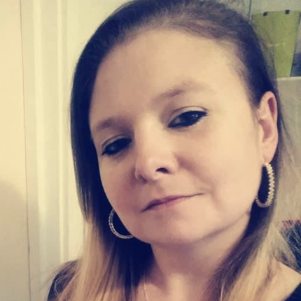 Zoe R., live-in carer who could come to Buckinghamshire