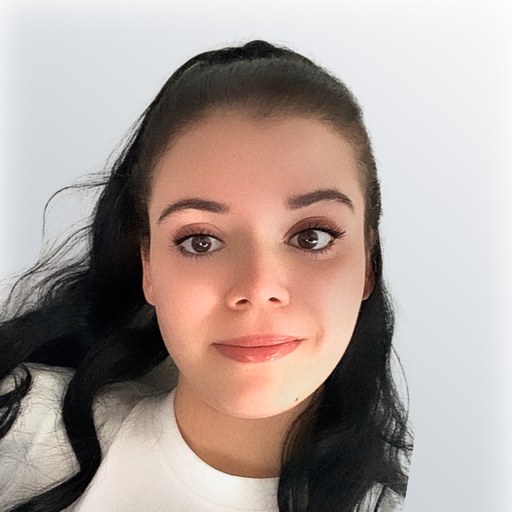 Photo of carer Claudia H.