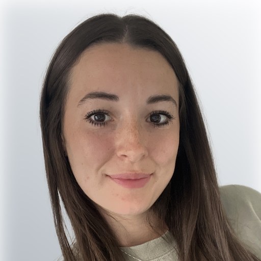 Photo of carer Chloe B.
