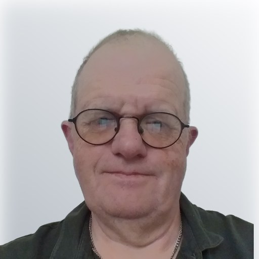 Gary Q, carer