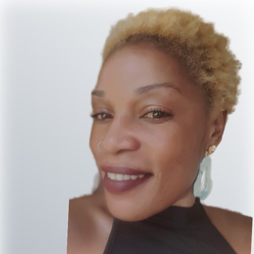 Photo of carer Naziha O.