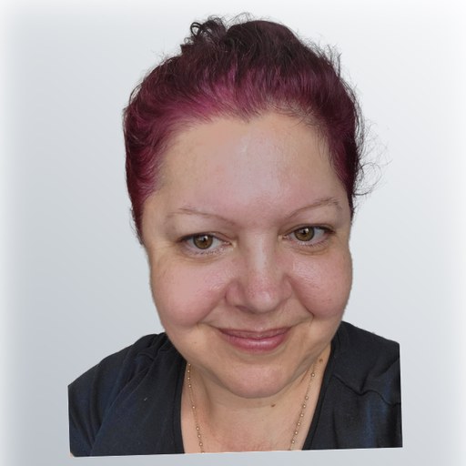 Photo of carer Mihaela-Marinela M.