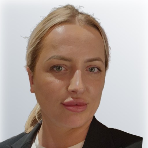 Klaudia S, carer