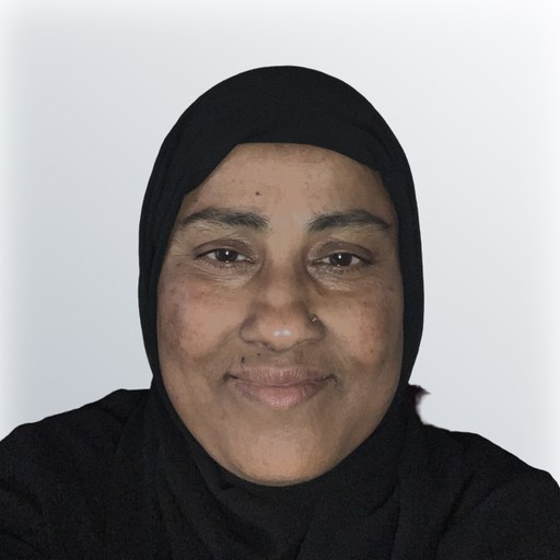 Shelina B, carer