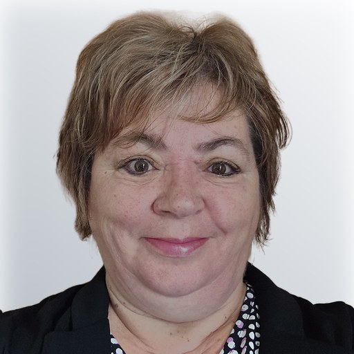Dorina P, carer