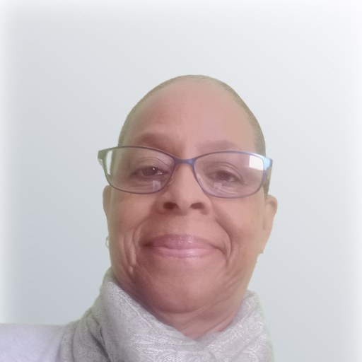 Itoni L., carer in Gosport