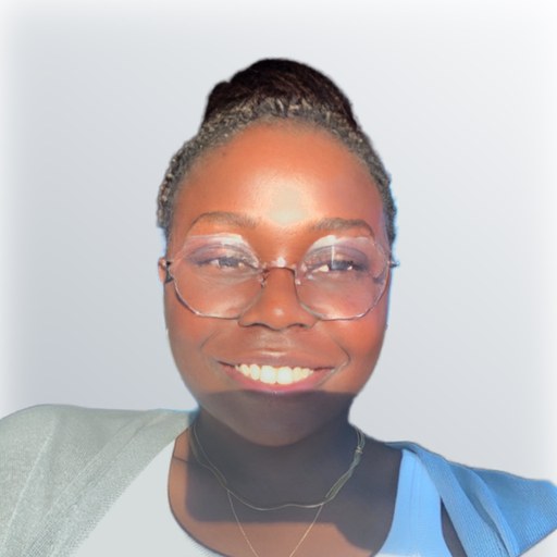 Photo of carer Desree S.