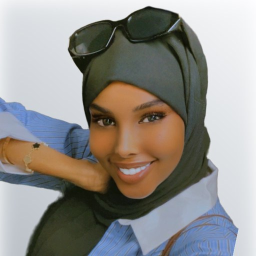 Photo of carer Deqo A.