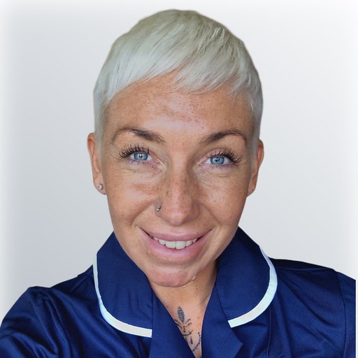 Photo of carer Leanne b.
