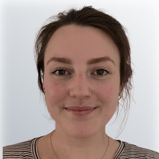 Photo of carer Kimberley O.
