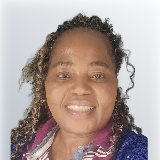 Janneth Mtunga N, carer