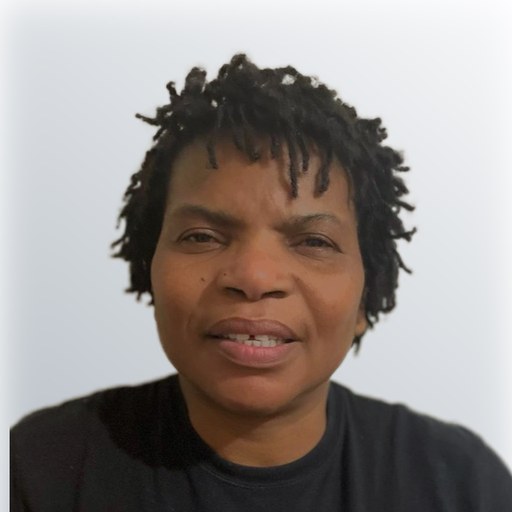 Photo of carer Simephie N.