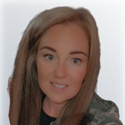 Leanne J, carer