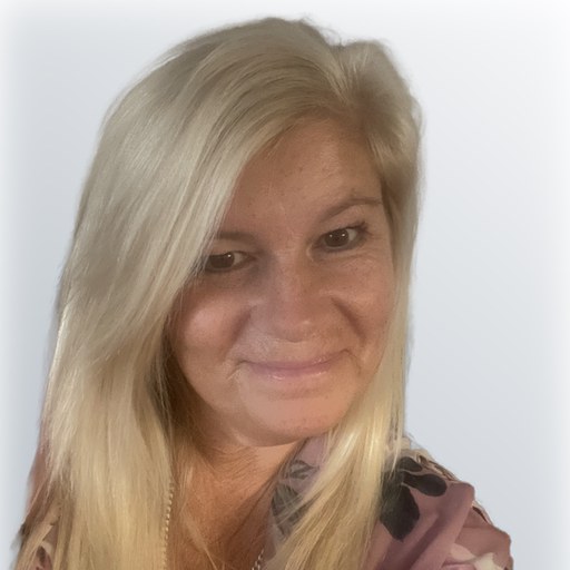Photo of carer Kirsty N.