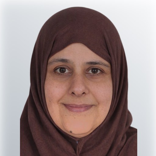 Photo of carer Ayesha K.