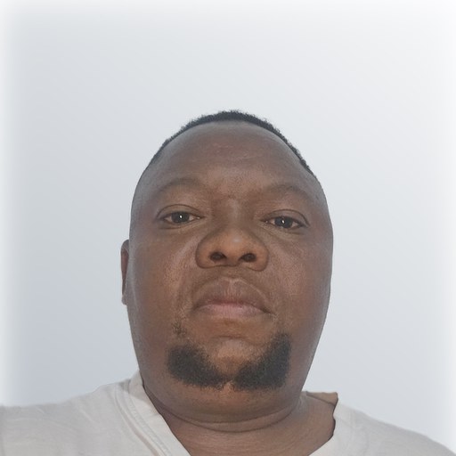 Photo of carer Butholezwe N.